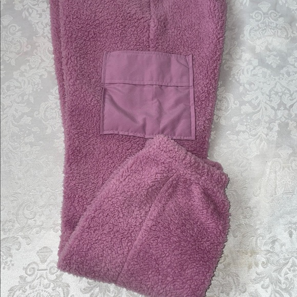 Hippie Rose Lavender Fleece Pants.  Size medium. - Picture 5 of 6